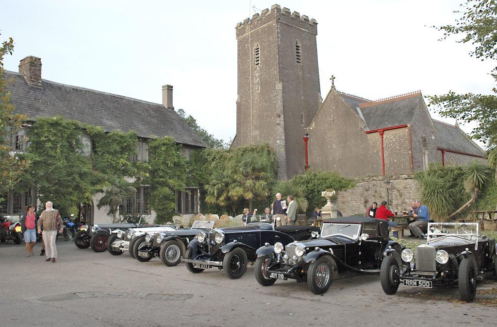Churston Court Hotel Churston Ferrers ภายนอก รูปภาพ
