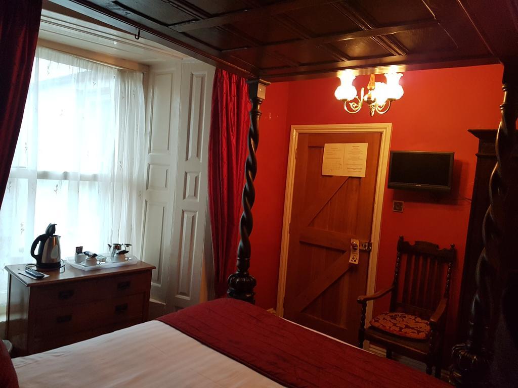 Churston Court Hotel Churston Ferrers ภายนอก รูปภาพ