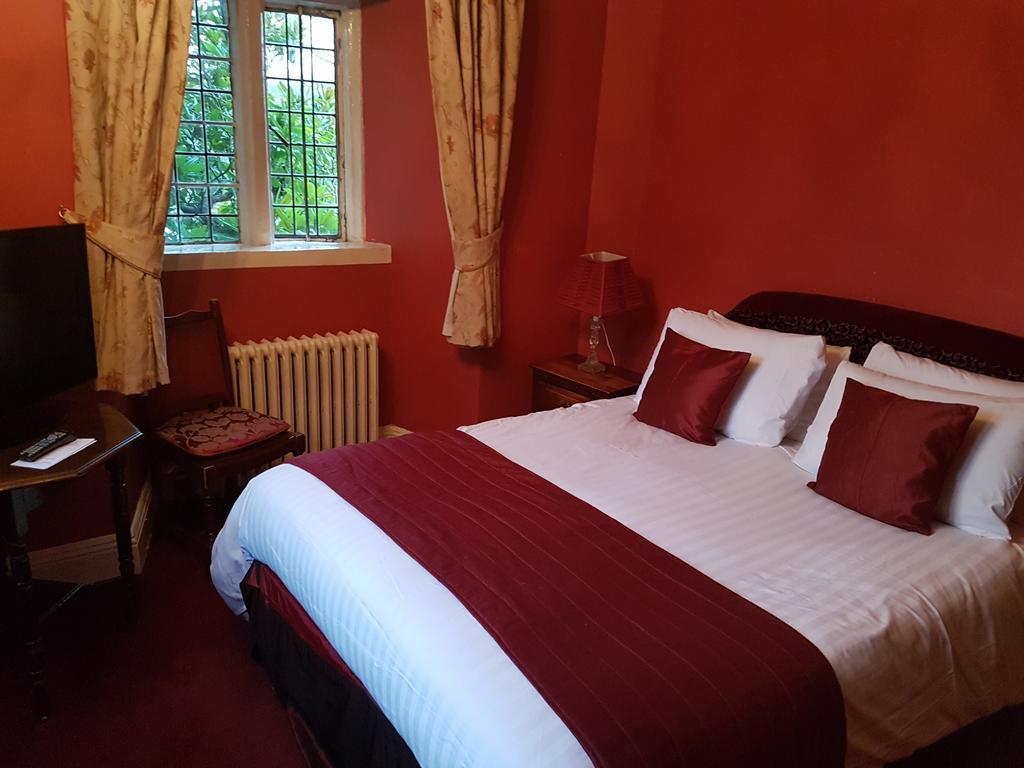 Churston Court Hotel Churston Ferrers ภายนอก รูปภาพ