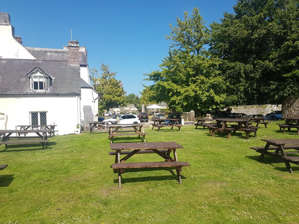 Churston Court Hotel Churston Ferrers ภายนอก รูปภาพ